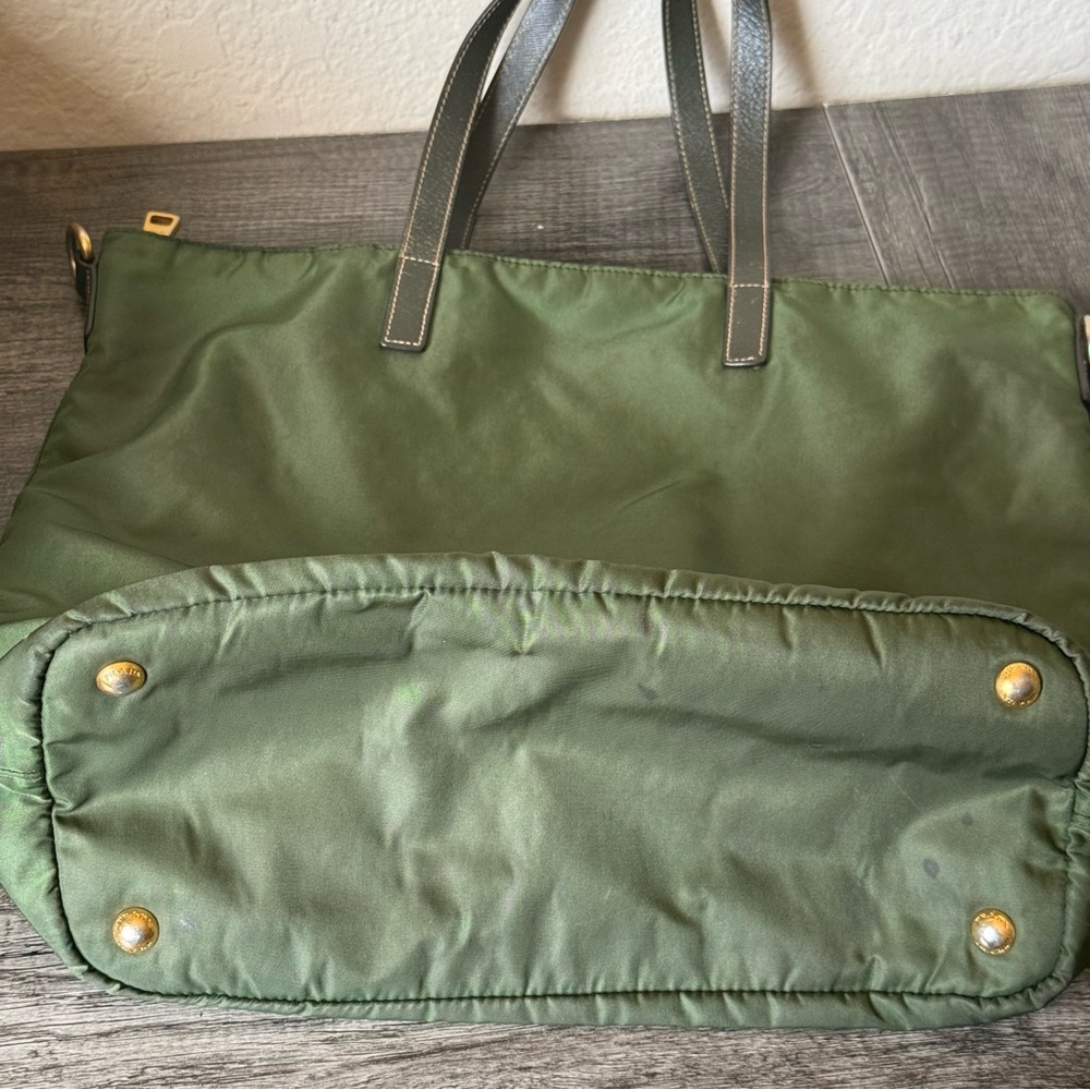 💎AUTHENTIC PRADA NYLON & LEATHER 2 WAY TOTE BAG💎 - Picture 9 of 13